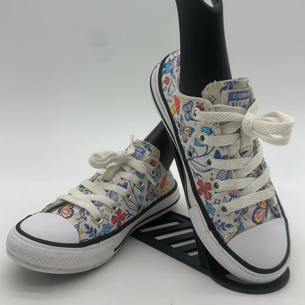 Converse All Star Butterflies Gnome's Sneakers Shoes Junior Girl's Size 12 US